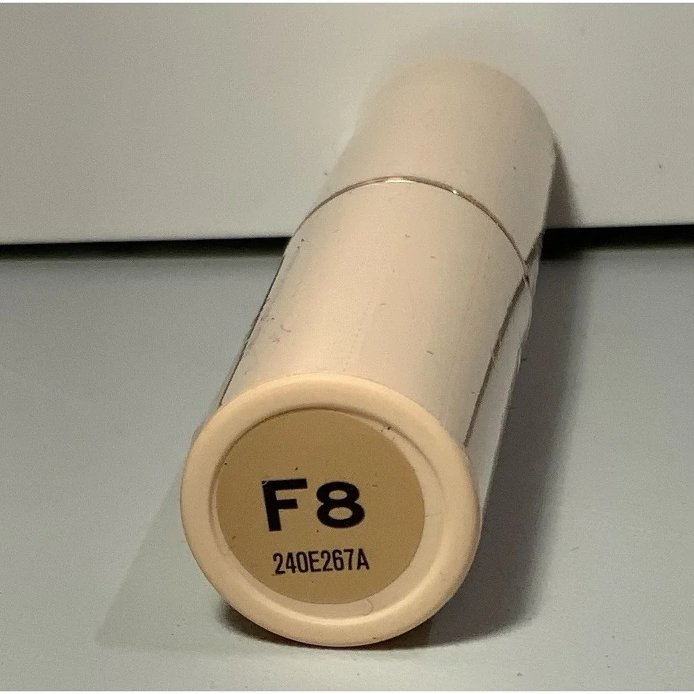 Makeup‎ Revolution Beauty Fast Base Stick Foundation, F8